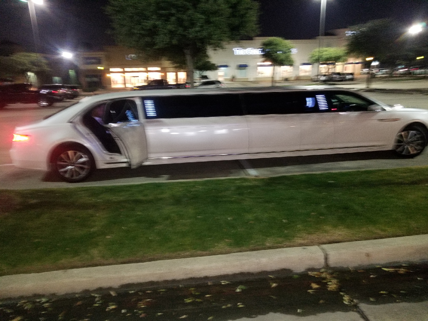 Continental Limo